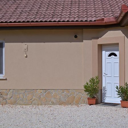 R.Gold Apartman Makó Exterior foto