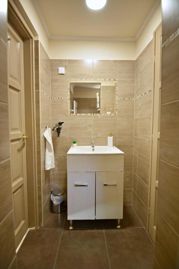 R.Gold Apartman Makó Exterior foto