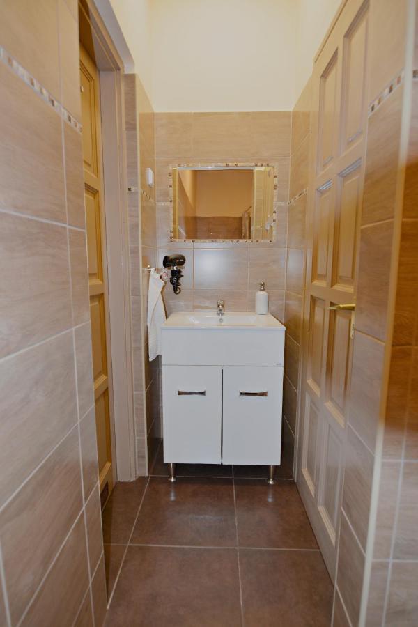 R.Gold Apartman Makó Exterior foto